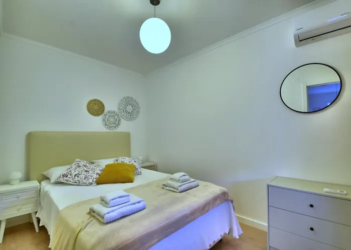 Old Town Gem By Atlantic Places 아파트 *