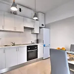 Old Town Gem By Atlantic Places *